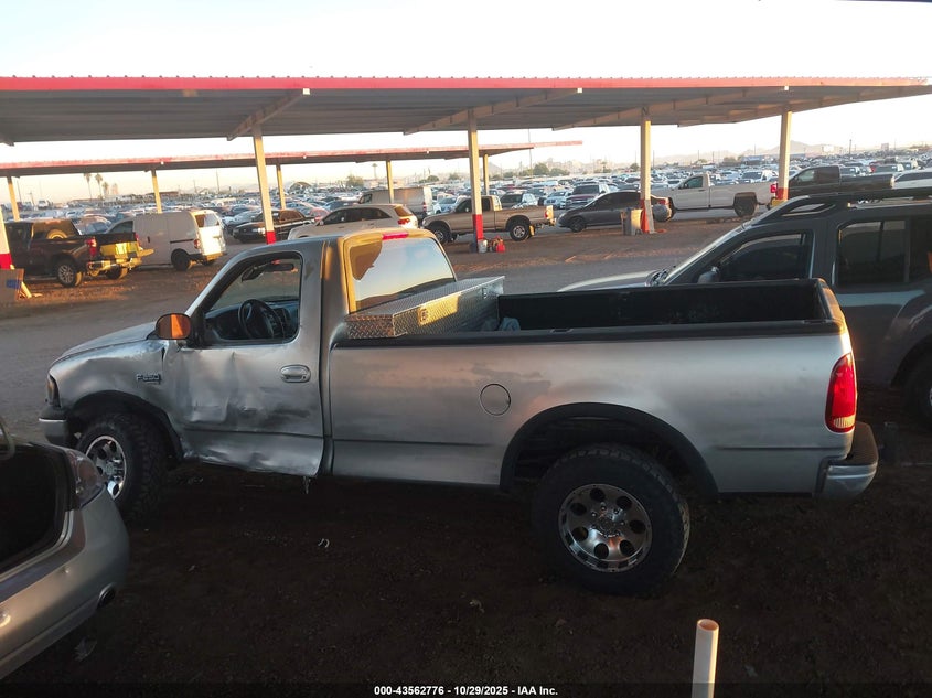 1999 Ford F-250 VIN: 1FTPF28W1XNC28281 Lot: 43562776