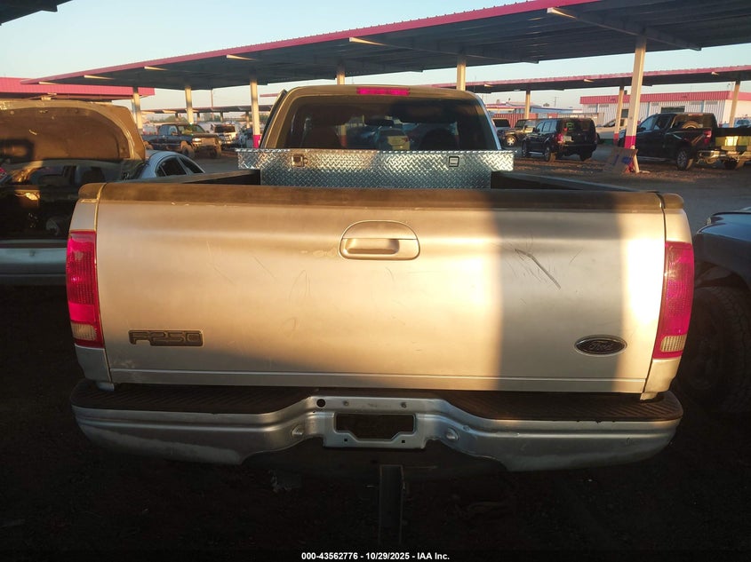 1999 Ford F-250 VIN: 1FTPF28W1XNC28281 Lot: 43562776