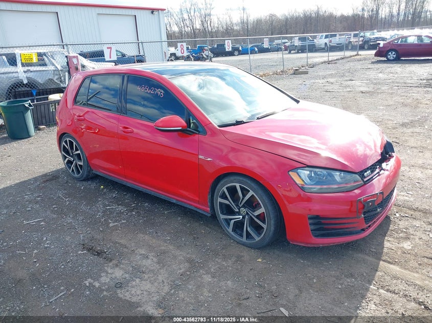 VOLKSWAGEN GOLF GTI 2.0T SE 4-DOOR