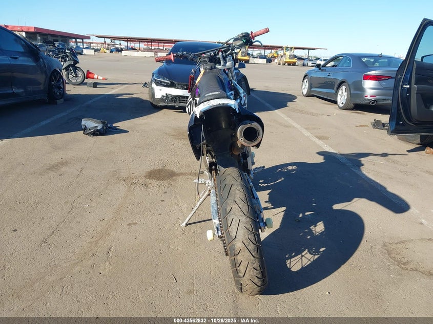 2003 Kawasaki Klx400 B VIN: JS1DK43C732101399 Lot: 43562832