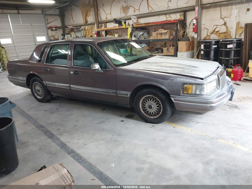 1994 Lincoln Town Car Executive