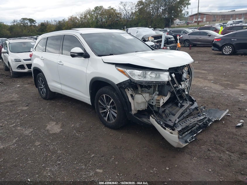 TOYOTA HIGHLANDER XLE