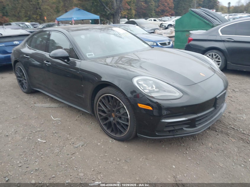 PORSCHE PANAMERA 4S