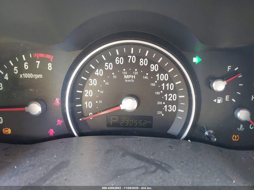 2012 Kia Sedona Lx VIN: KNDMG4C79C6417261 Lot: 43562942