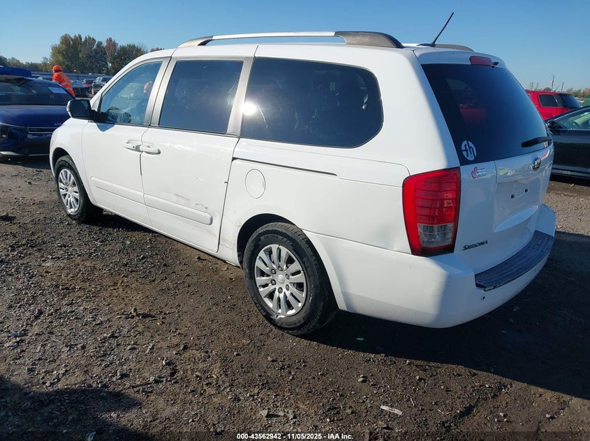 2012 KIA SEDONA auction photo 3