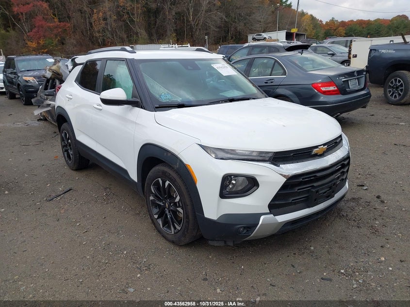 CHEVROLET TRAILBLAZER FWD LT