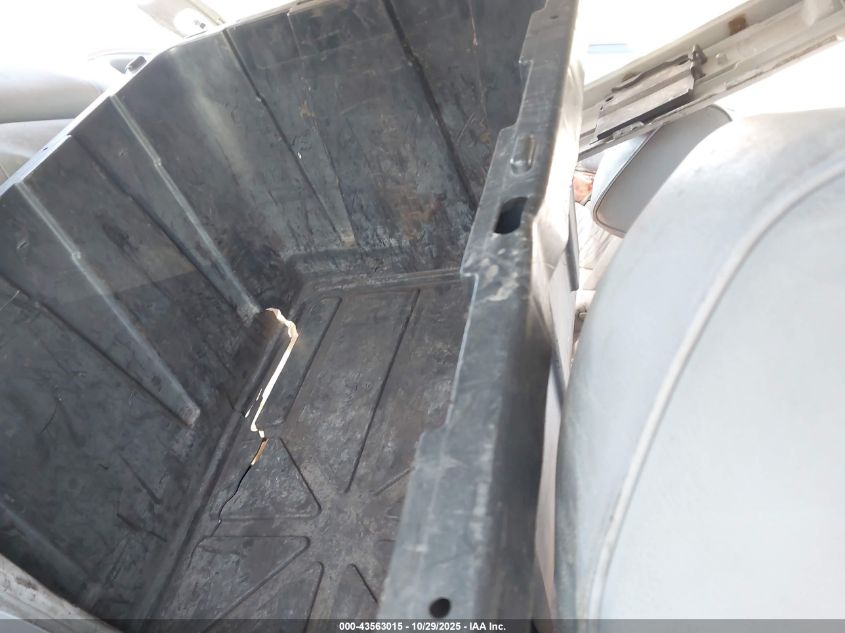 1999 Mercedes-Benz E 320 Awd VIN: WDBJF82H0XX015277 Lot: 43563015