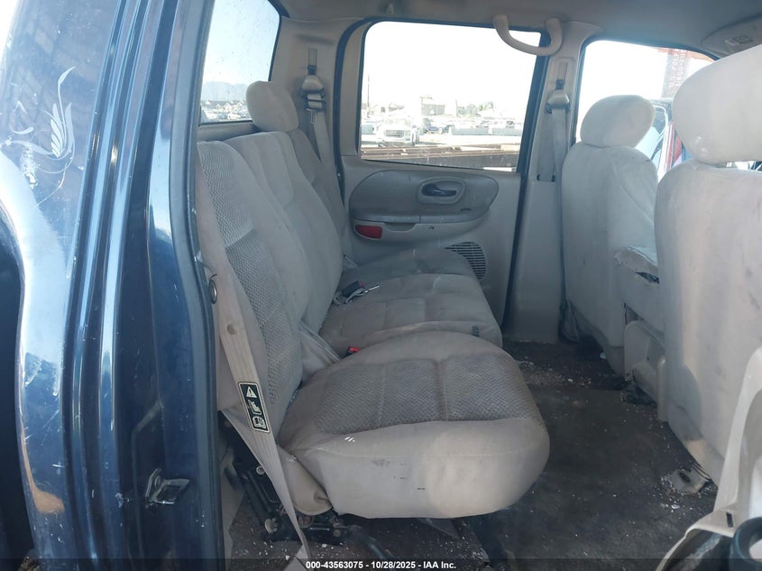 2003 Ford F-150 Lariat/Xlt VIN: 1FTRW07LX3KC93632 Lot: 43563075