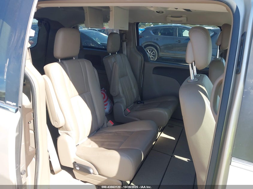 2012 Chrysler Town & Country Touring VIN: 2C4RC1BG1CR303149 Lot: 43563120