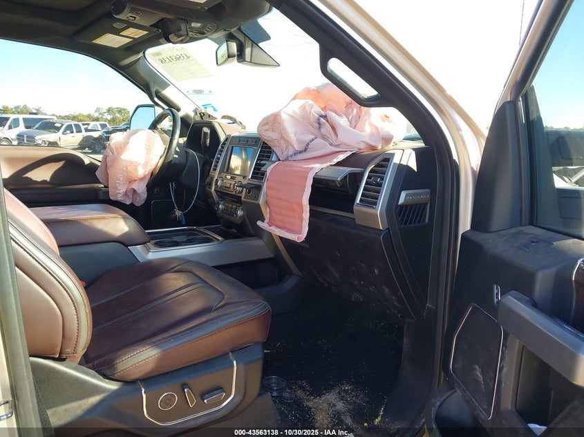 2017 Ford F-350 Platinum VIN: 1FT8W3BT7HEF12668 Lot: 43563138