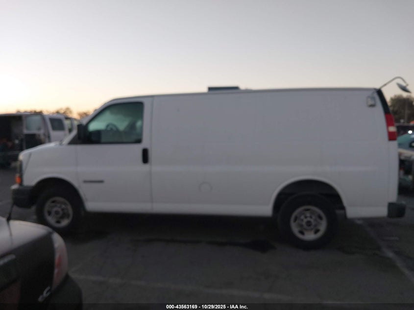 2004 GMC Savana Standard VIN: 1GTGG25V141182799 Lot: 43563169