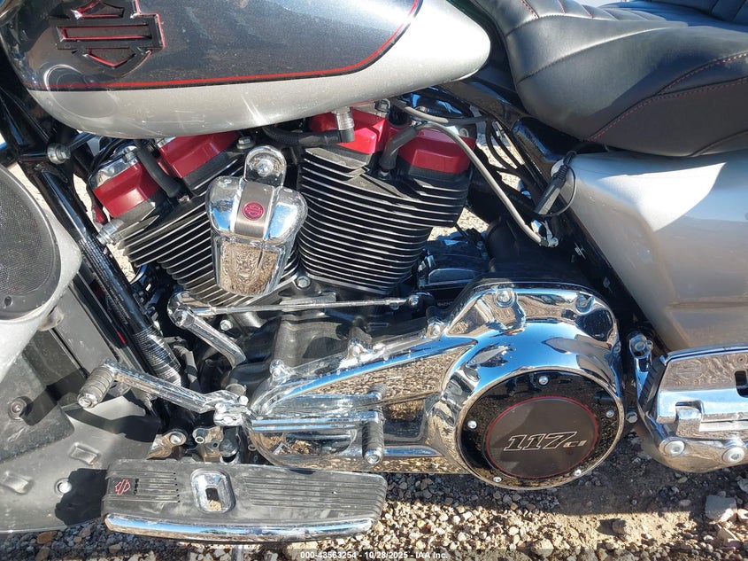 2019 Harley-Davidson Flhxse VIN: 1HD1PXL14KB953328 Lot: 43563254