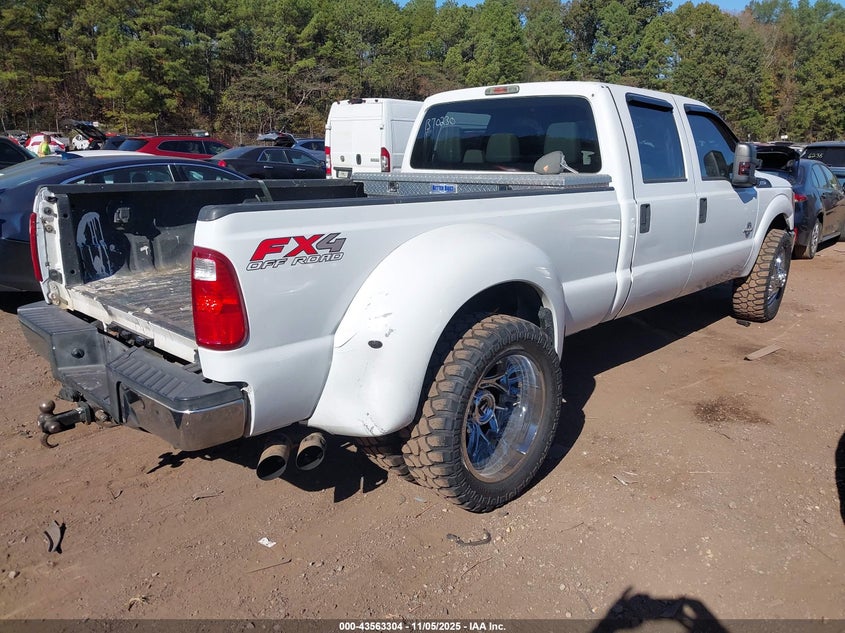 1FT8W3CT7DEB70230 2013 FORD F350 photo no. 4