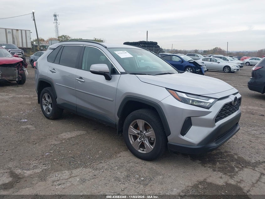 TOYOTA RAV4 XLE