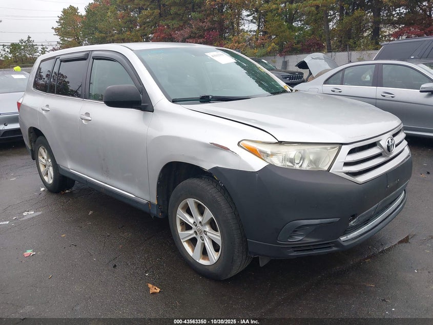 TOYOTA HIGHLANDER BASE V6