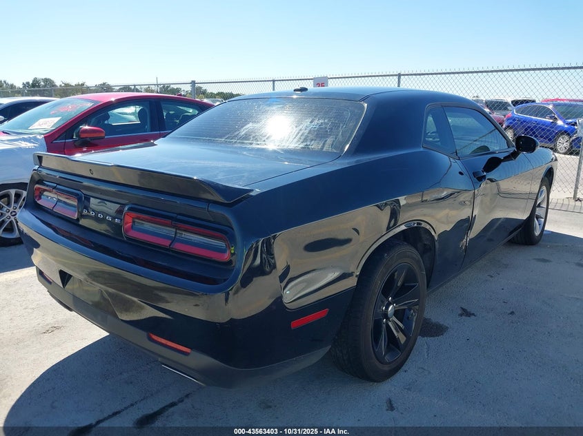 Vin: 2c3cdzag8mh551753, lot: 44058445, dodge challenger sxt 20214