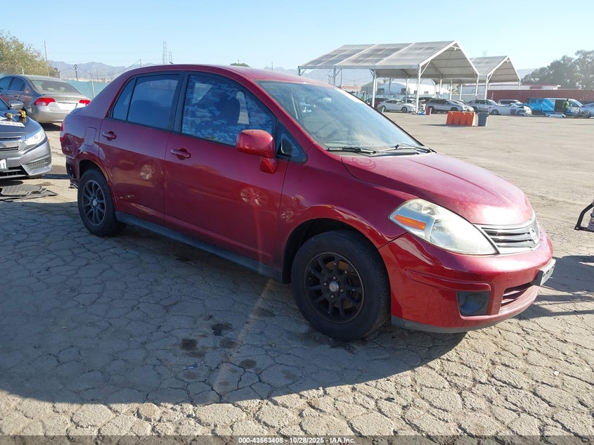 NISSAN VERSA 1.8S