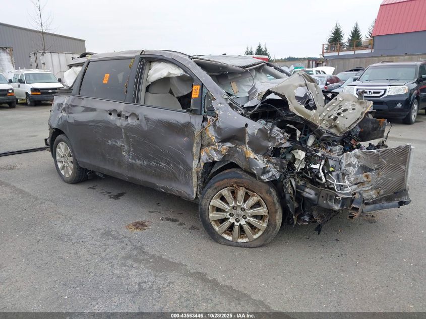 TOYOTA SIENNA LE 7 PASSENGER