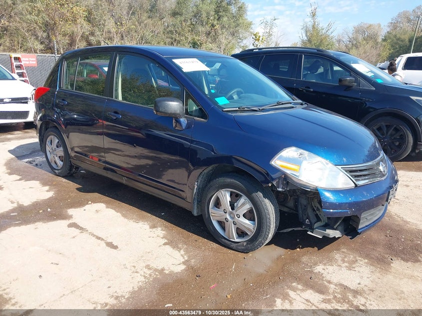 NISSAN VERSA 1.8 S