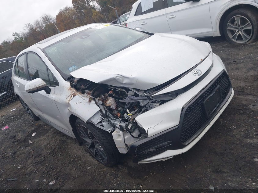 TOYOTA COROLLA SE 6MT