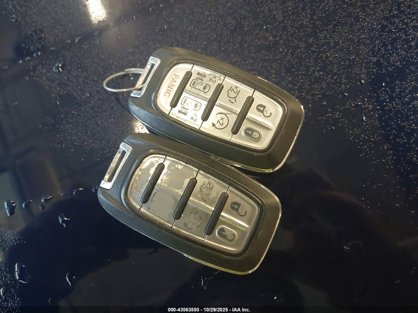 2018 Chrysler Pacifica Touring Plus VIN: 2C4RC1FG5JR315165 Lot: 43563550