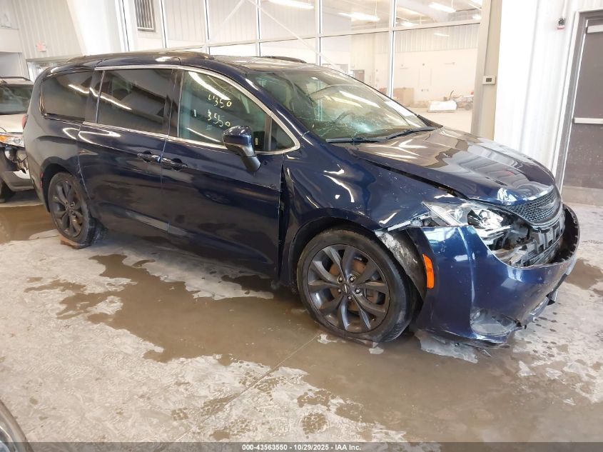 CHRYSLER PACIFICA TOURING PLUS