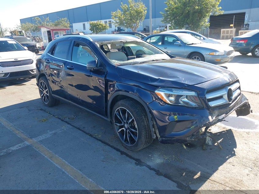 MERCEDES-BENZ GLA-CLASS 4MATIC