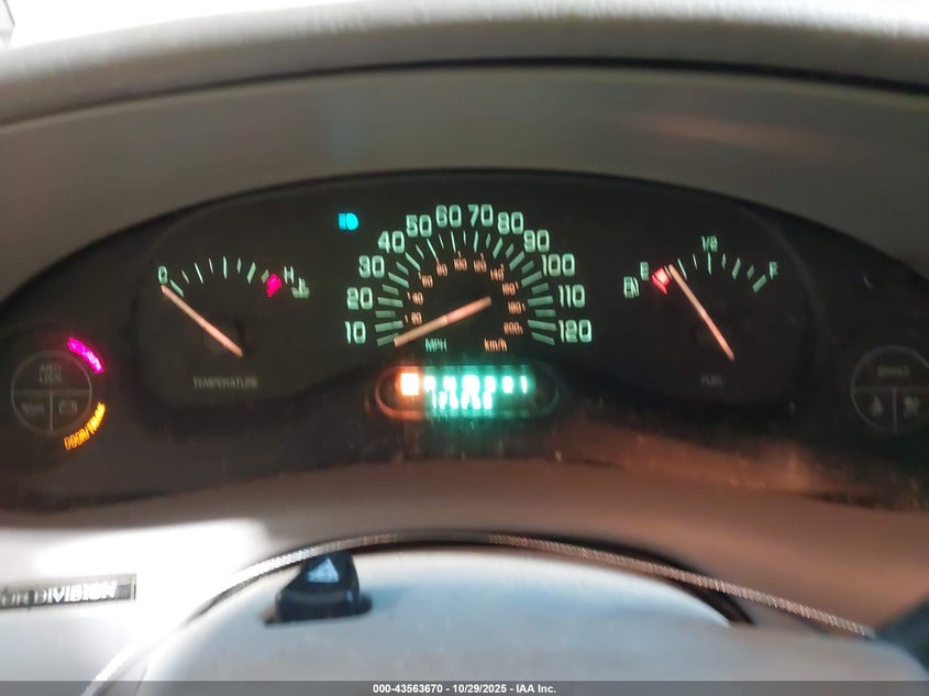 2001 Buick Century Custom VIN: 2G4WS52J511133166 Lot: 43563670