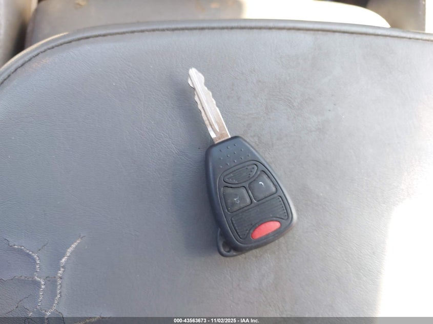 2008 Dodge Ram 1500 Slt VIN: 1D7HA18N28J124529 Lot: 43563673