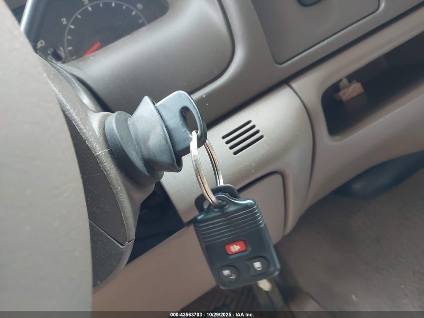 2001 Ford Excursion Xlt VIN: 1FMNU40L21EB11743 Lot: 43563703