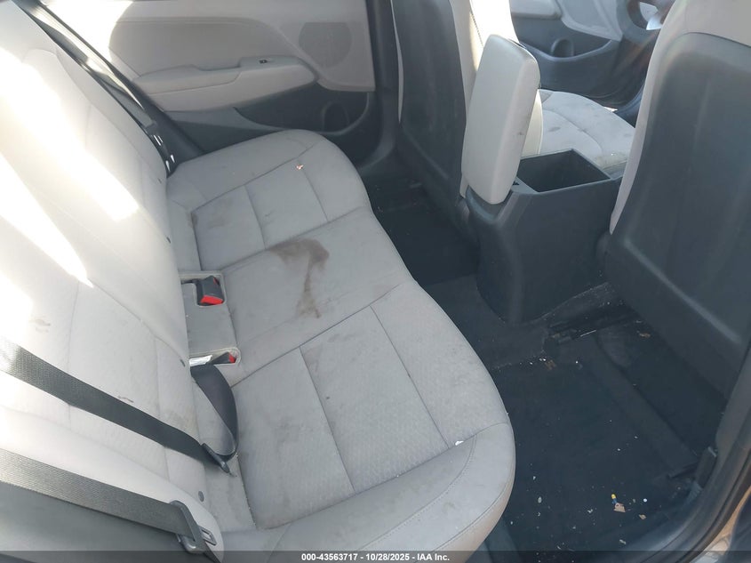 2020 HYUNDAI ELANTRA auction photo 8