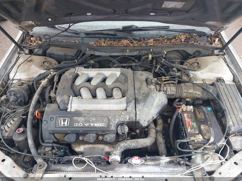 1HGCG16542A034703 2002 HONDA ACCORD photo no. 10