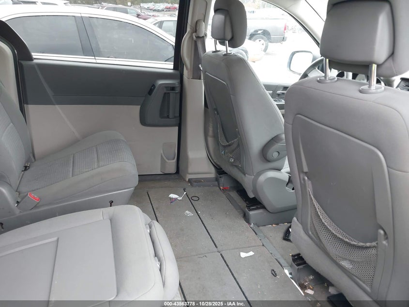 2010 Dodge Grand Caravan Hero VIN: 2D4RN3D17AR336123 Lot: 43563778