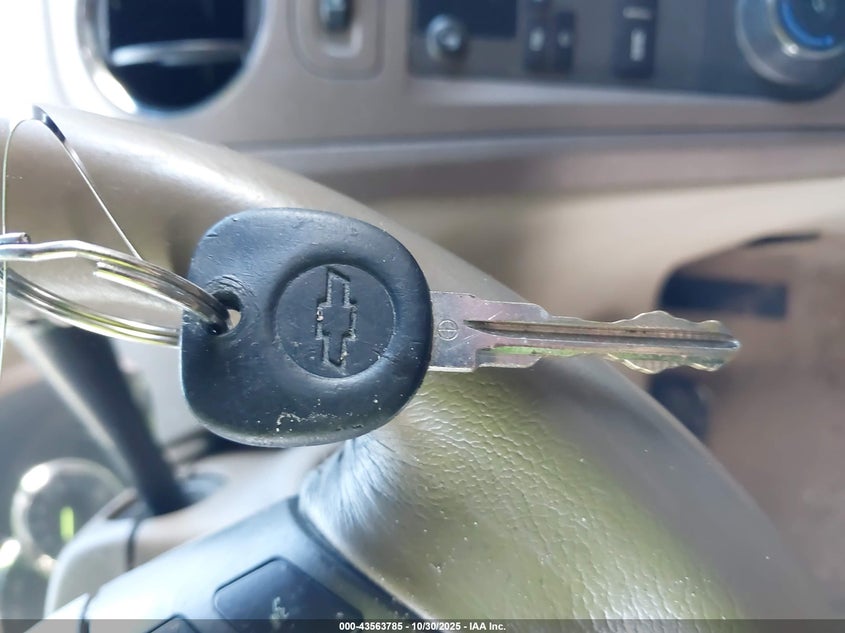 2007 Chevrolet Hhr Lt VIN: 3GNDA33P27S558242 Lot: 43563785