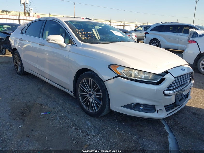 FORD FUSION SE