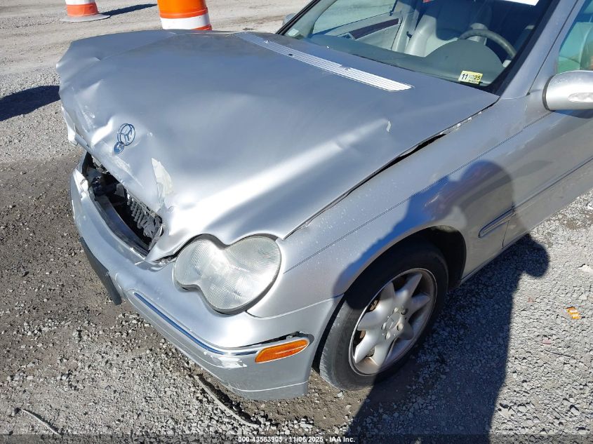 2004 Mercedes-Benz C 320 4Matic VIN: WDBRF84J24F525795 Lot: 43563905