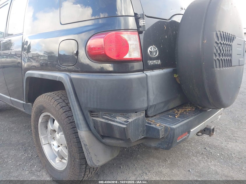 2007 Toyota Fj Cruiser VIN: JTEZU11F270018543 Lot: 43563916