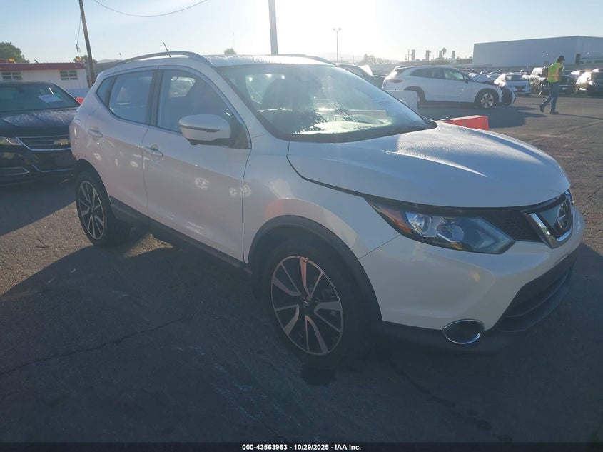 NISSAN ROGUE SPORT SL