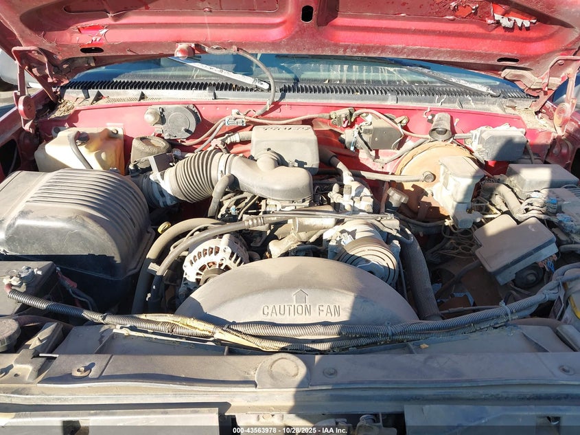 1996 Chevrolet Suburban K1500 VIN: 3GNFK16R9TG163690 Lot: 43563978