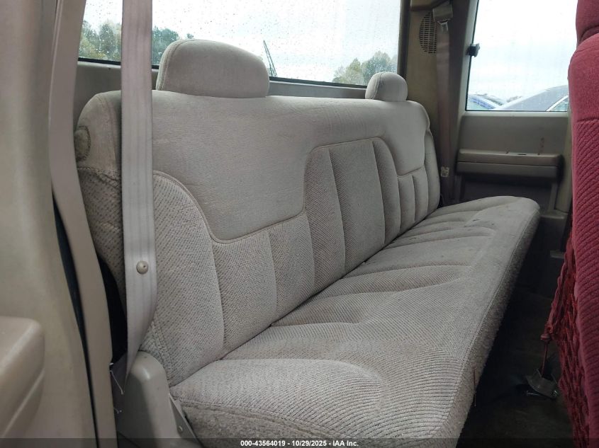 1998 Chevrolet C1500 Fleetside VIN: 2GCEC19M0W1264583 Lot: 43564019