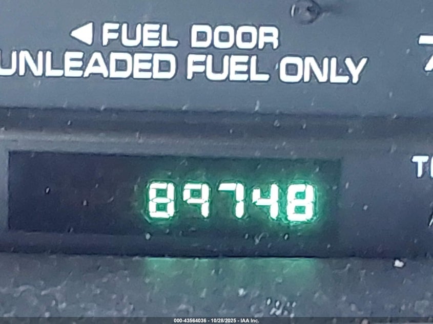 2000 Dodge Grand Caravan Se VIN: 1B4GP44G4YB581993 Lot: 43564036