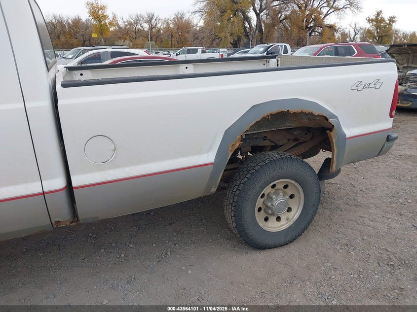 2004 Ford F-350 Lariat/Xl/Xlt VIN: 1FTSX31P54EB20340 Lot: 43564101