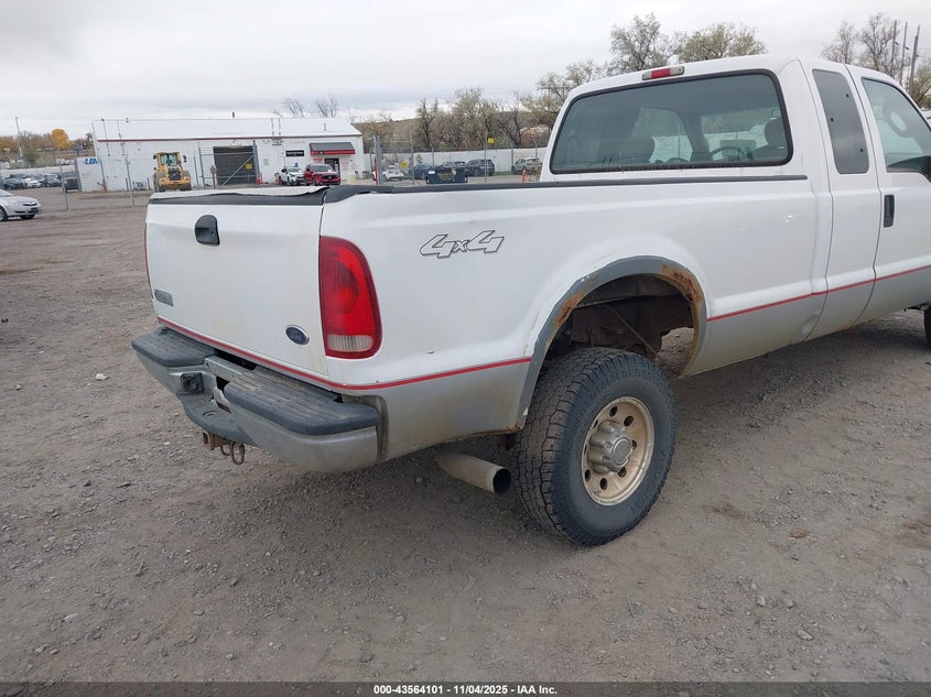 2004 Ford F-350 Lariat/Xl/Xlt VIN: 1FTSX31P54EB20340 Lot: 43564101