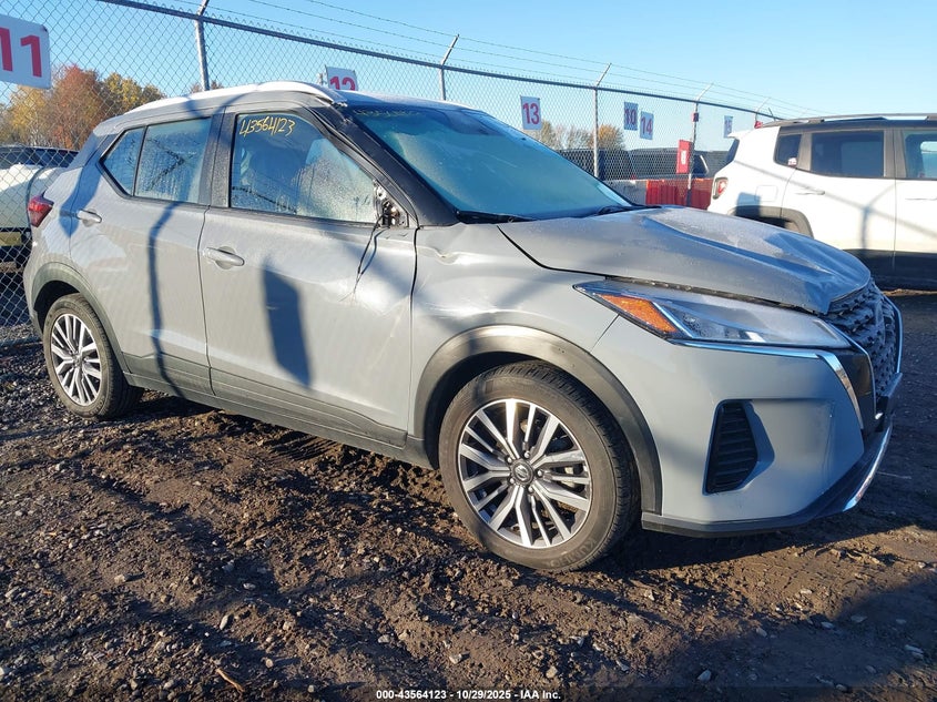 NISSAN KICKS SV XTRONIC CVT
