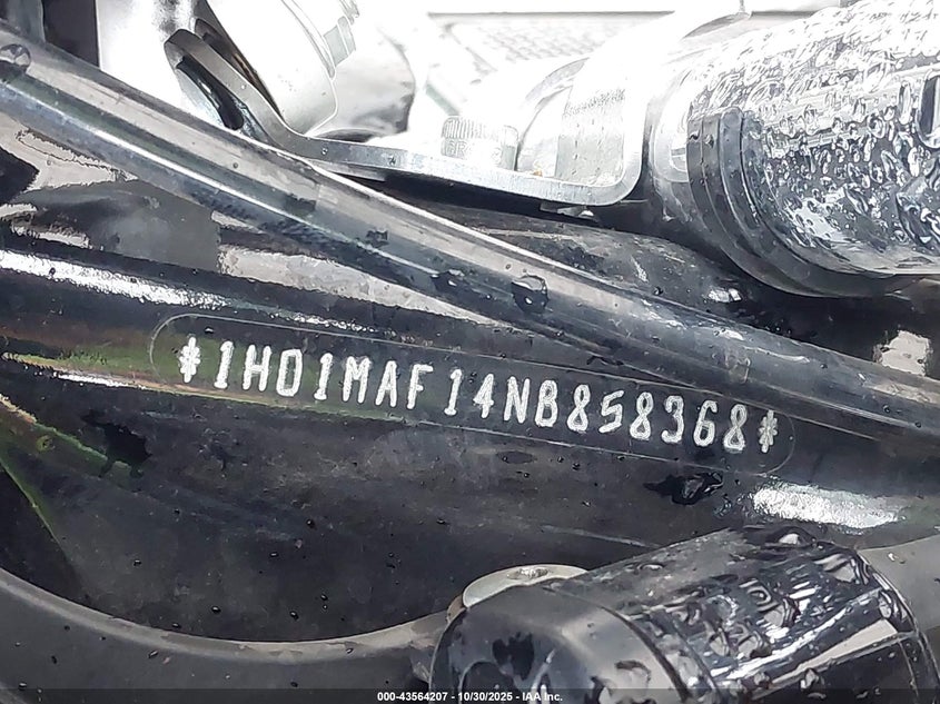 2022 Harley-Davidson Flhtcutg VIN: 1HD1MAF14NB858368 Lot: 43564207