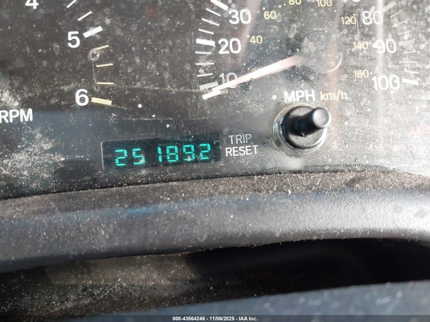 2000 Jeep Cherokee Sport VIN: 1J4FT48S2YL238158 Lot: 43564246