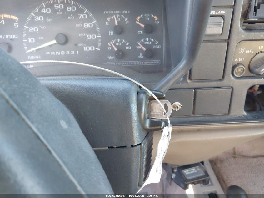 1998 Chevrolet K3500 VIN: 1GCHK33F3WF044692 Lot: 43564317