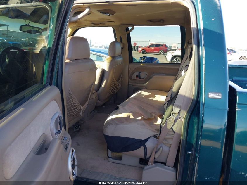 1998 Chevrolet K3500 VIN: 1GCHK33F3WF044692 Lot: 43564317