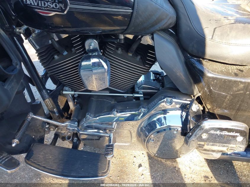 2012 Harley-Davidson Flhtcutg Tri Glide Ultra Classic VIN: 1HD1MAM18CB857840 Lot: 43564382