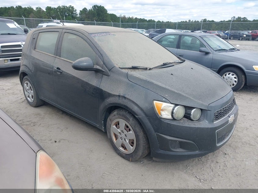 CHEVROLET SONIC LS AUTO